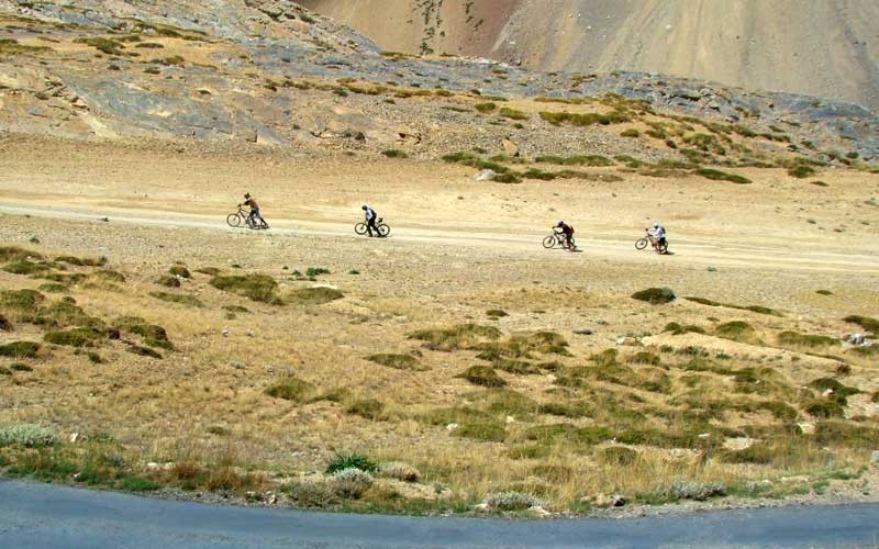 manali-leh-cycling4.jpg