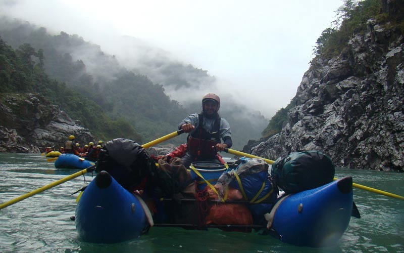 Bhramaputra-river-rafting9.jpg
