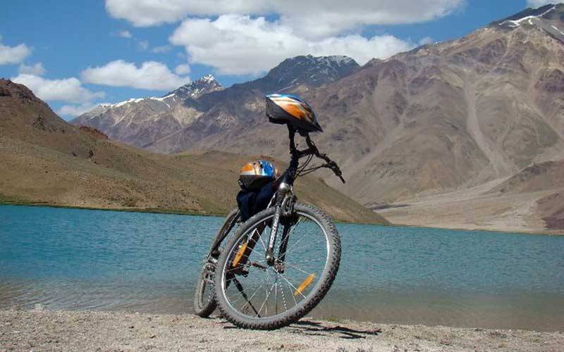 public/images/products/manali-chandratal-cycling2.jpg