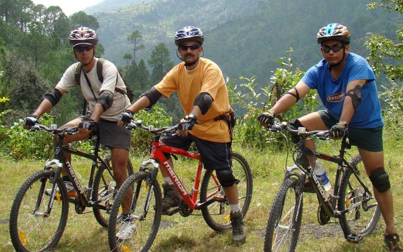 public/images/products/mussoorie-sursingdhar-mountain-biking5.jpg